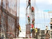 What Drives Planning Decisions in Commercial Development Projects What Drives Planning Decisions in Commercial Development Projects